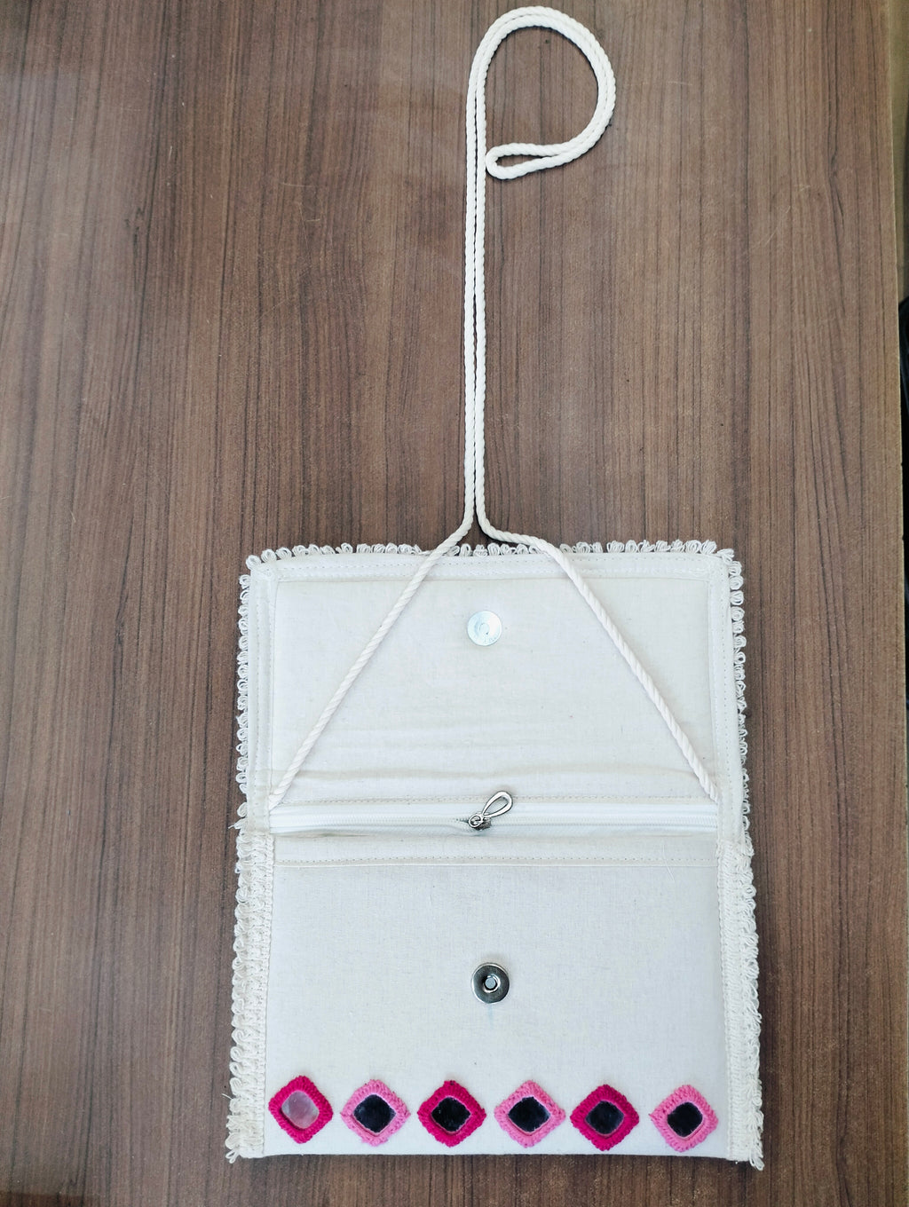 PHW 004